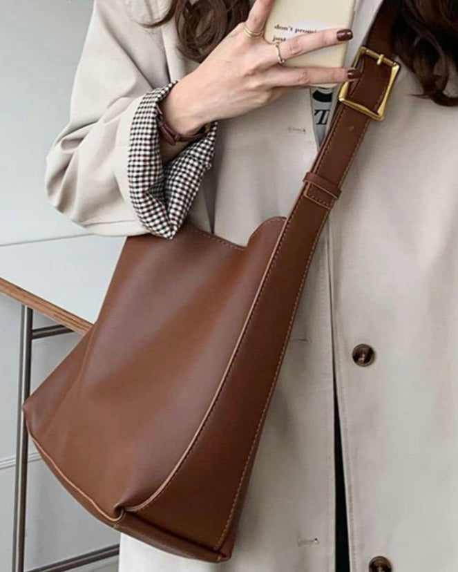 The Julie Crossbody — Effortless Style, Hands-Free Freedom