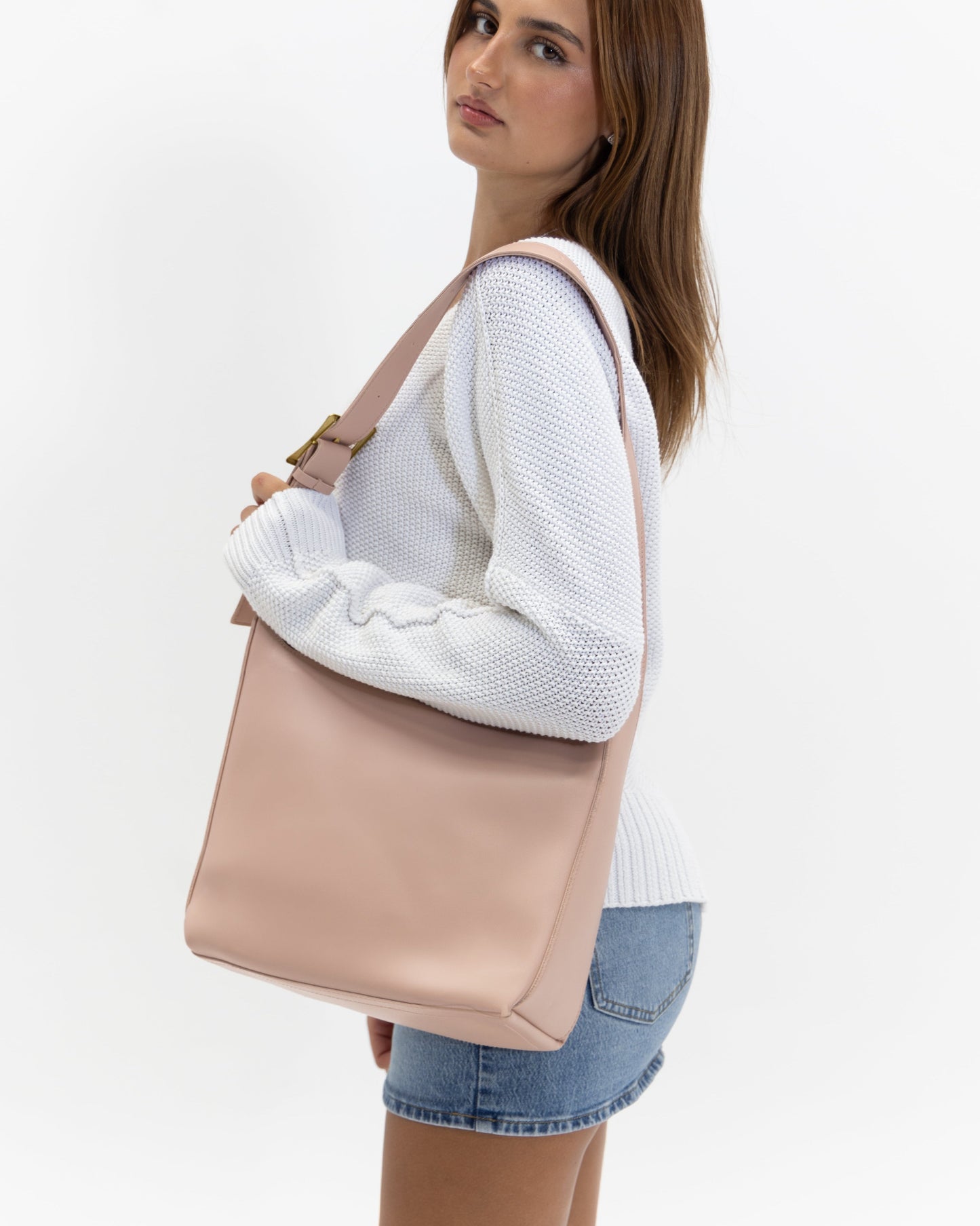 The Julie Crossbody — Effortless Style, Hands-Free Freedom