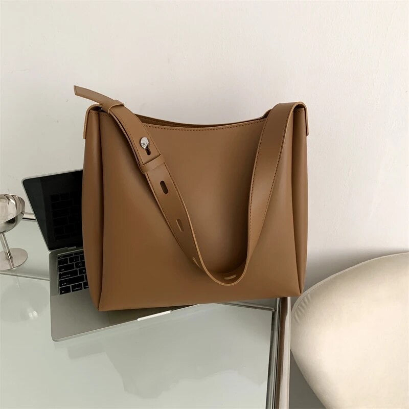 Bella Shoulder Bag Set — Elegant & Versatile Duo