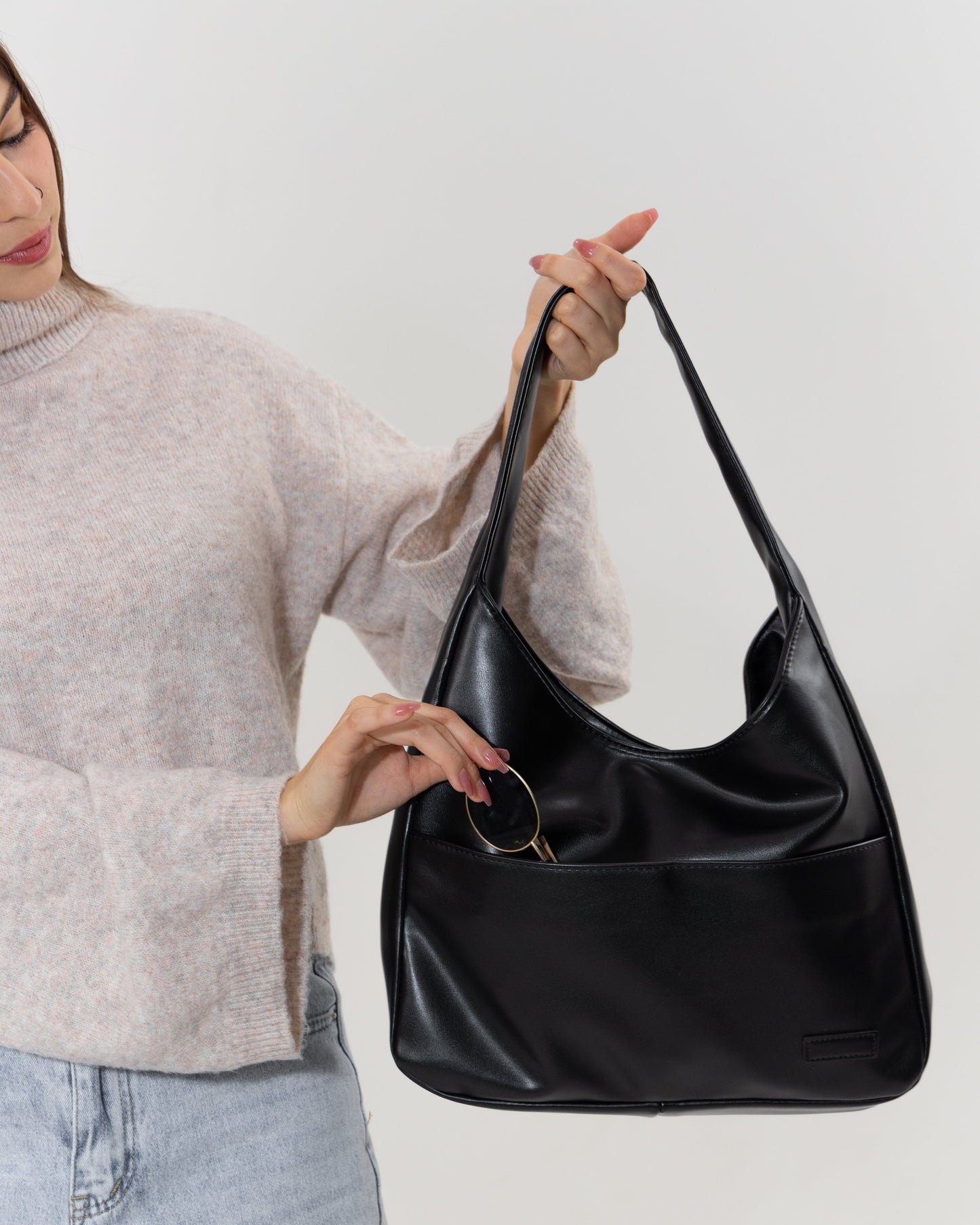 The Maya — Chic Carryall for Every Occasion