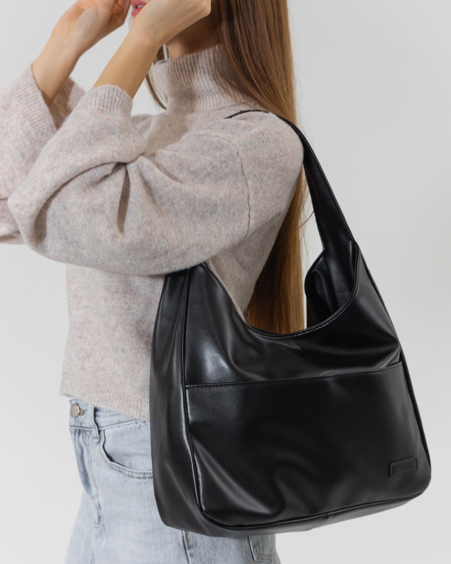 The Maya — Chic Carryall for Every Occasion