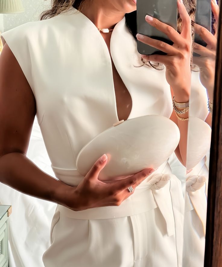 Celestina Glow Clutch
