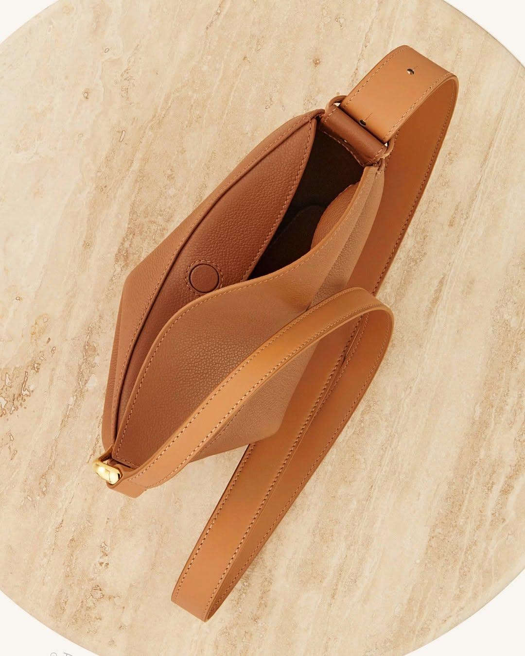Lunara Curve Bag