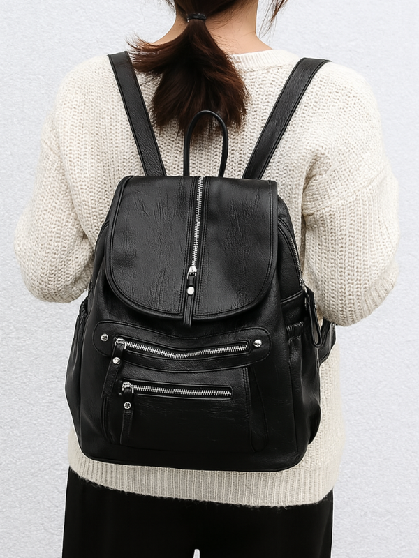 Iris | Chic Vintage-Inspired Women's Leather Backpack Design