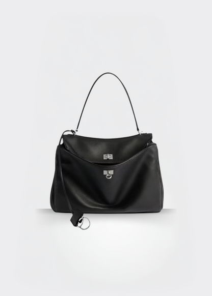 Grace: Elegant Leather Handbag - A Timeless Fashion Accessory