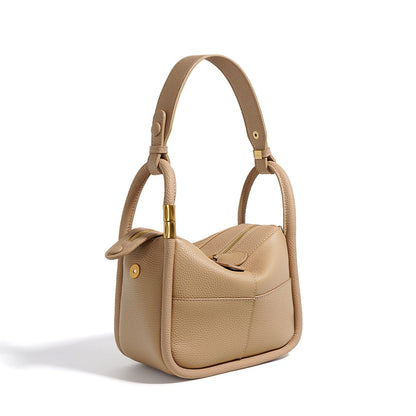 Chic Jasmine Shoulder Bag for Carrying Everyday Essentials