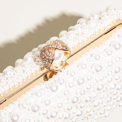 Elegant Geneva Pearl Clutch: A Sophisticated Evening Bag