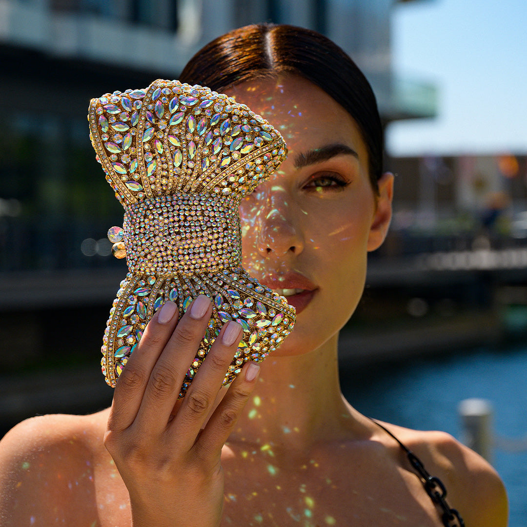 Elegant Rhinestone Clutch Bag: A Stylish Evening Accessory